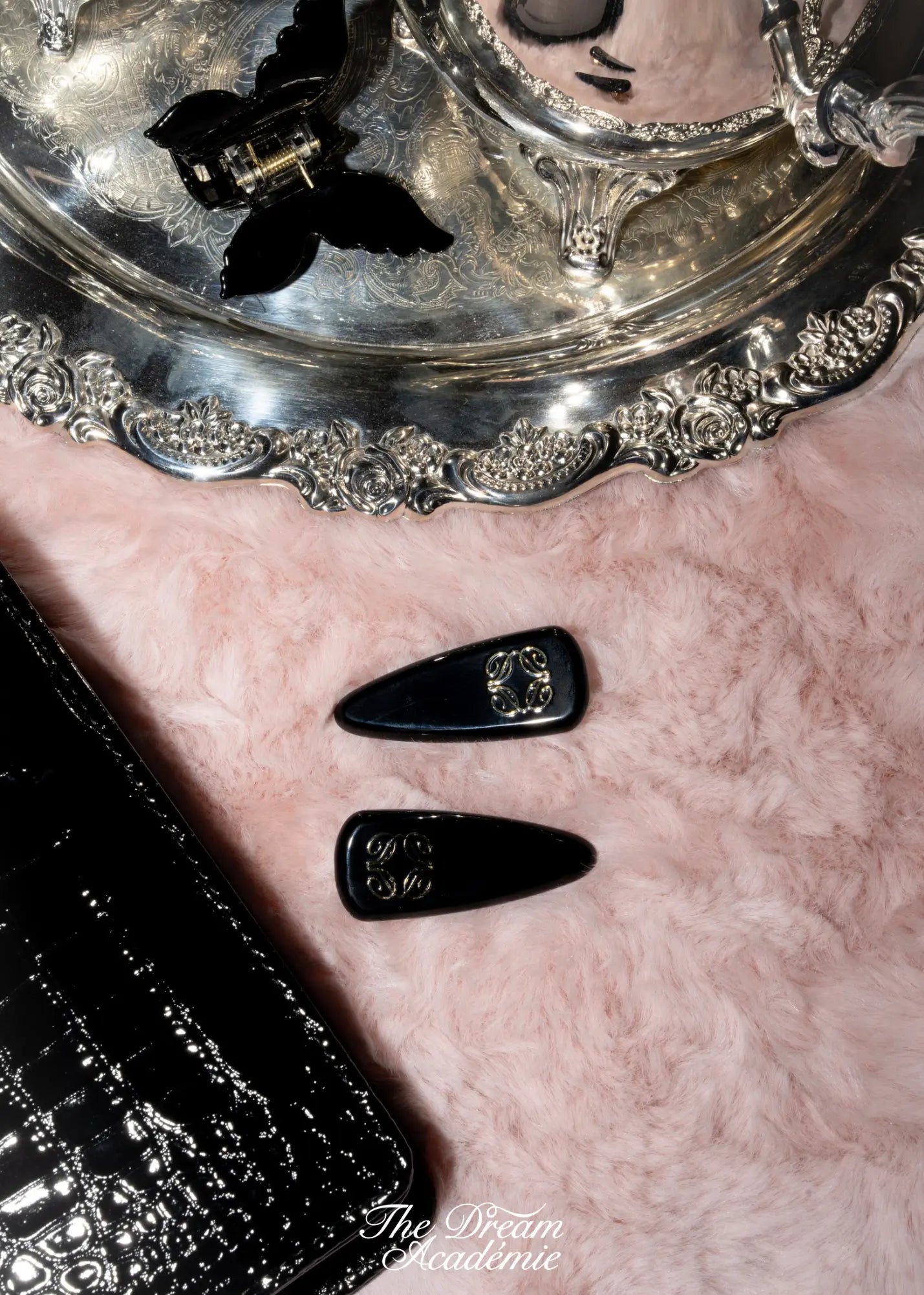 Soft Noir Hair Clips The Dream Académie